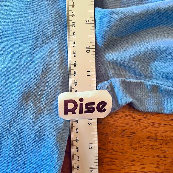 Judy Blue Women's 15/32 High Rise Tummy Control Wide Leg Crop Jean Raw Hem Dyed‎ - Picture 11 of 14